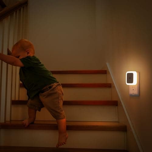 Sujeet Night Light, Night Lights Plug into Wall 8-Pack, Plug in Night Light, Dusk to Dawn Nightlight Led Night Lights for Bedroom, Bathroom, Hallway Warm White