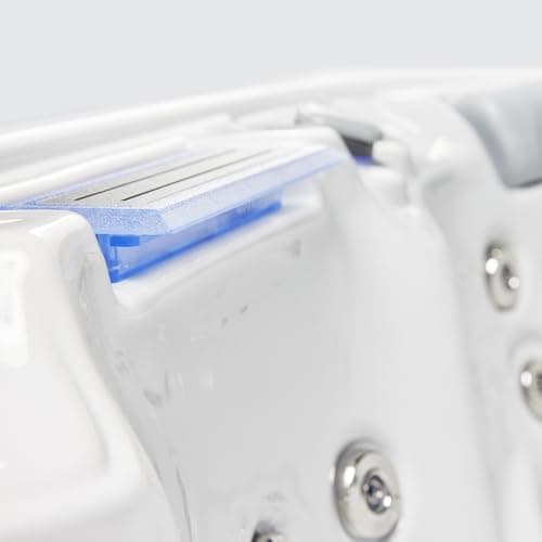 Dallas 6 - Person 82 - Jet Acrylic Hot Tub with LED Lights, Ozonator, and Cover in Ice White