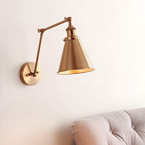 JONATHAN Y JYL7461A Rover 7" Farmhouse Industrial Adjustable Arm Metal LED Wall Sconce Rustic Bohemian 2700K LED 4W Bulb for Entryway Lobby Kitchen Bathroom Bedroom Living Room Hallway, Brass Gold