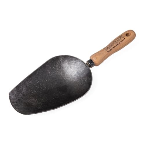 Gardener’s Supply Company Lifetime Super Scoop | Heavy-Duty Steel Garden Multi-Use Oversized Scooping Tool | for Potting Plants, Gardening, Scooping Soil, Dog Food & More!