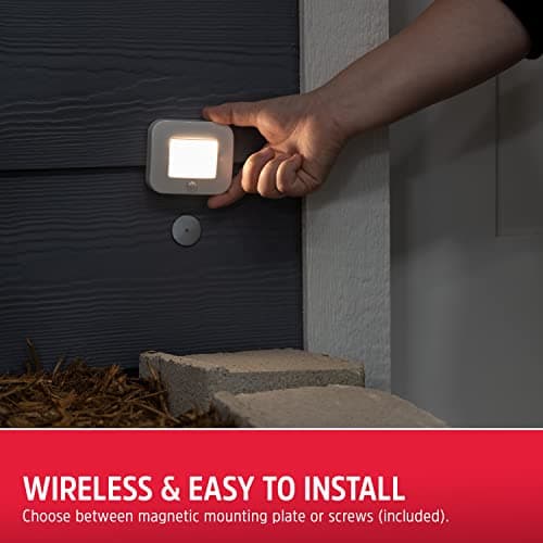 Energizer Motion-Activated LED Path Light, Wireless, 20 Lumens, Battery Powered, White, Ideal for Hallway, Entryway, Stairs, Pathway, Night Light, 38183