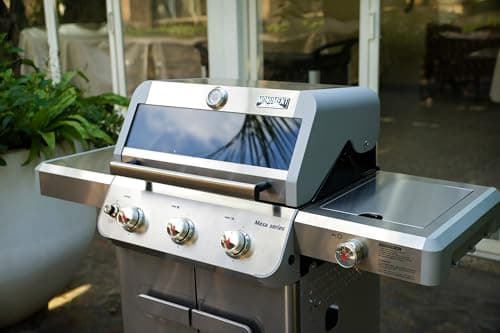 Monument Grills Outdoor Barbecue Stainless Steel 3 Burner Propane Gas Grill, 48,000 BTU Patio Garden Grill with Side Burner and Knob Controls, Mesa305 with Smoker Box
