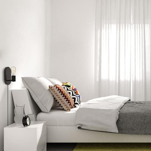 GLOBE Electric 51488 1-Light Plug-in or Hardwire Wall Sconce, Matte Black, 6ft Black Fabric Covered Cord, Inline On/Off Rocker Switch, Wall Lights for Bedroom, Bulb Not Included
