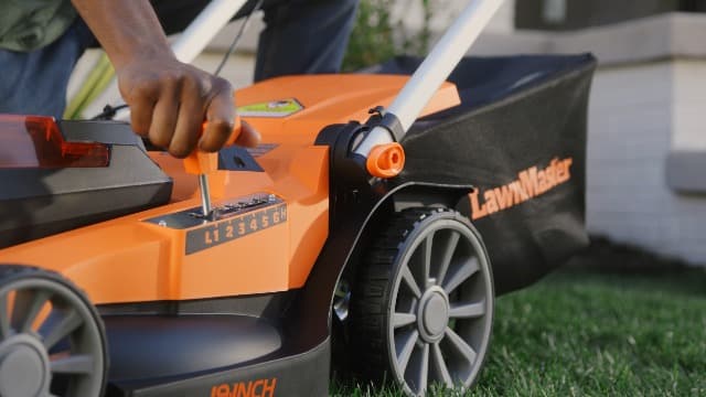 LawnMaster CLMF4819X 48V MAX* 19-inch Brushless Cordless Mower with 2X24V MAX* 4.0Ah Battery and a Dual Charger 6 Cutting Position
