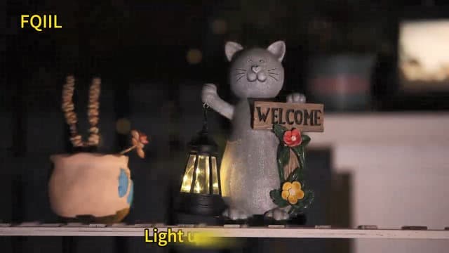 Solar Cat Statue Outdoor Decor-9.4" Welcome Garden Sculpture with Solar Lantern &3D Flowers,Weatherproof Resin Yard Art for Patio, Lawn,Yard Outside,Birthday Gifts for Mom,Grandma,Cat Lovers