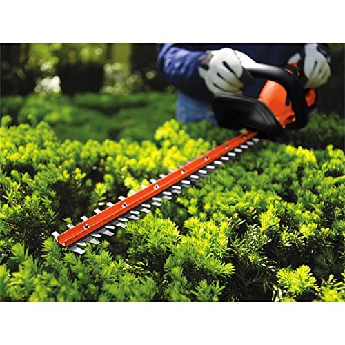 BLACK+DECKER 20V MAX Cordless Hedge Trimmer, 22 Inch Steel Blade, Reduced Vibration, Battery and Charger Included (LHT2220)