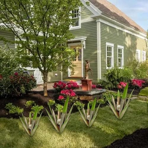 Metal Agave Plant Garden Art, 2 Pack Big Tequila Rustic Sculpture, Rustic Metal Agave Plants Lawn Home Ornaments, for Yard Stakes, Garden Figurines, Outdoor Patio (2 PCS Green with Light)