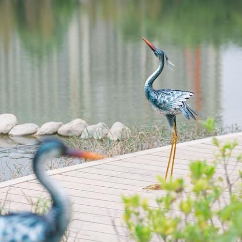 Chisheen Large Garden Crane Outdoor Sculptures, Metal Yard Art Heron Standing for Indoor Outdoor Decor, Bird Statues for Patio Lawn Porch Decorations, Set of 2
