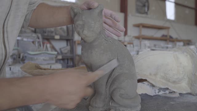 Laying Rabbit Concrete Statue Garden Outdoor Yard Cement Bunny Stone Statues Art