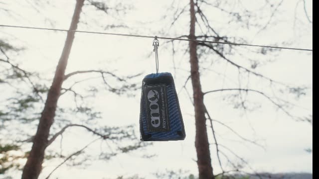 ENO Microtune Structural Ridgeline - Camping Hammock Travel Essentials - Hammock Cord for Preset Lay - Compatible with 1 to 2 Person Portable Hammocks - Sapphire/Grey