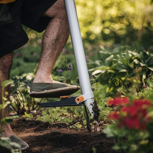 Fiskars Xact Standing Bulb Planter, 41.3 Inch, Silver