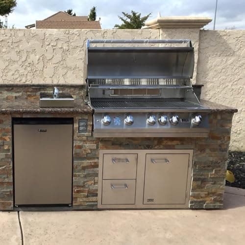Lion L90000 40-Inch Built-in Propane Gas Grill with Rear Infrared Burner