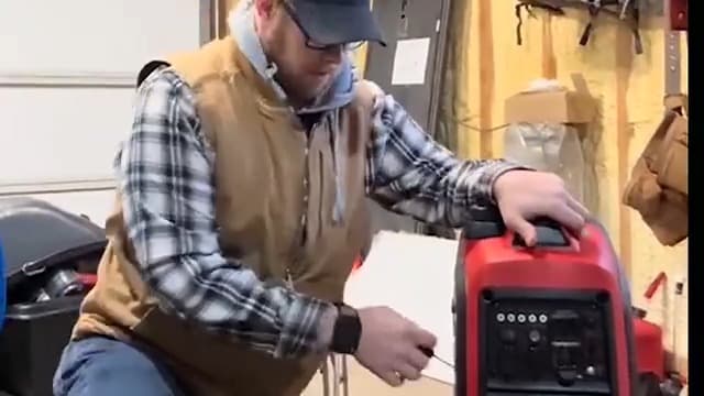 2500-Watt Gas Powered Portable Inverter Generator, CO Sensor, Super Quiet for Home Backup, Emergency, Camping, EPA Compliant 2025 Version