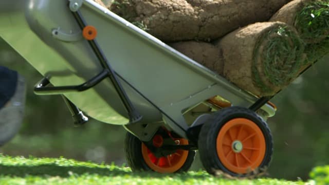 Worx WG050 8-in-1 Aerocart Garden Cart/Wheelbarrow Heavy Duty/Dolly