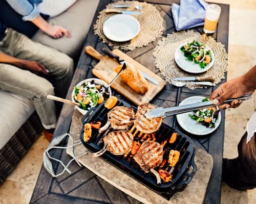 Lodge Sportsman's Pro Charcoal Grill Black