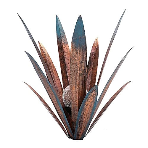 2pcs Tequila Sculpture Metal Agave Plant Home Decor Rustic Hand Painted Figurines Yard Decorations Lawn Ornaments（Multi-Color LED Solar Light ）