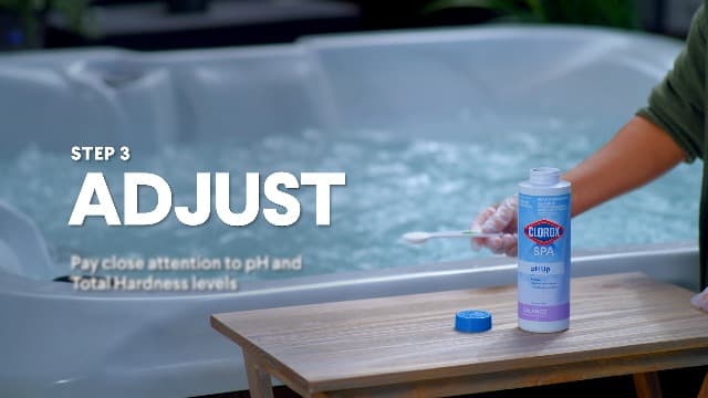Clorox® Pool&Spa™ Spa Water Antifoam, Eliminates & Prevents Foam in Spa Water, Reduces Irritation, 1 Quart (Pack of 1)
