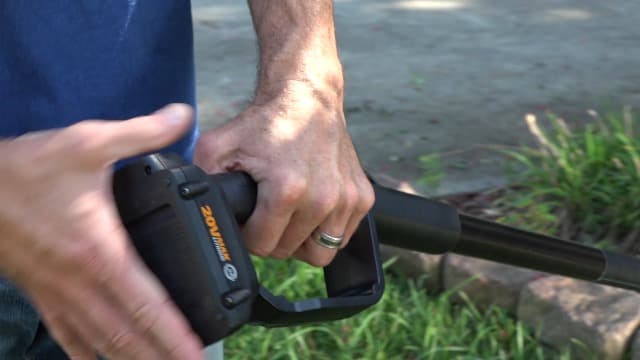 Worx WG323 20V Power Share 10" Cordless Pole/Chain Saw with Auto-Tension (Battery & Charger Included)