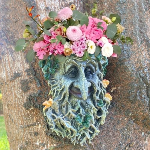 Tree Face Sculpture, Flower Planter Pot Hand-Painted Greenman Tree Face Garden Decoration for and Home Décor