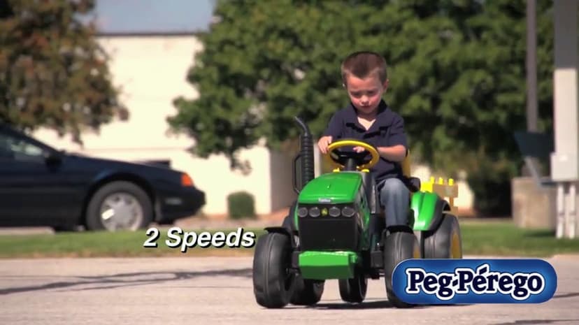 Peg Perego John Deere Ground Force Tractor with Trailer 12 Volt Ride on