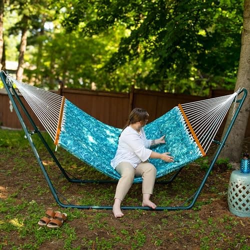 Sunnydaze Quilted Outdoor Hammock with Spreader Bars - Heavy-Duty 450-Pound Capacity Double Hammock for Outside - Cool Blue Tropics