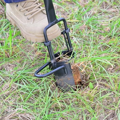 Sod Plugger, Bulb Planter with Long Handle and Serrated Base Garden Tool, Bulb Transplanter Also Grass Plug Tool for Digging Holes to Plant Tulips, Iris, Daffodils