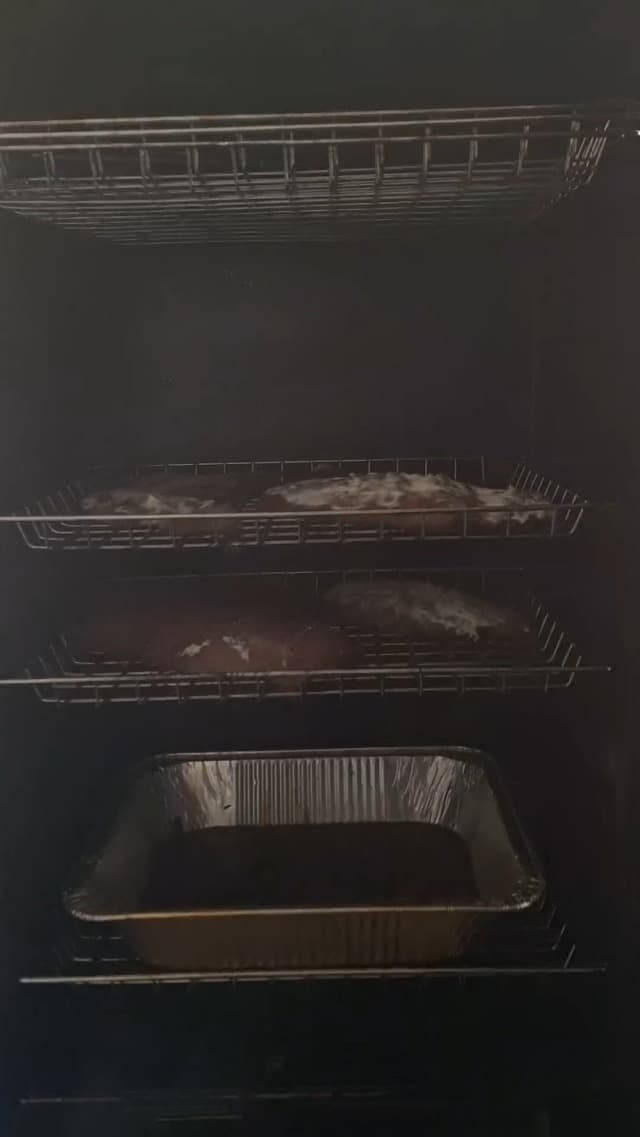 Bradley Smoker 6-Rack Outdoor Electric Smoker, Digital Vertical Smoker With Stainless Steel Grill