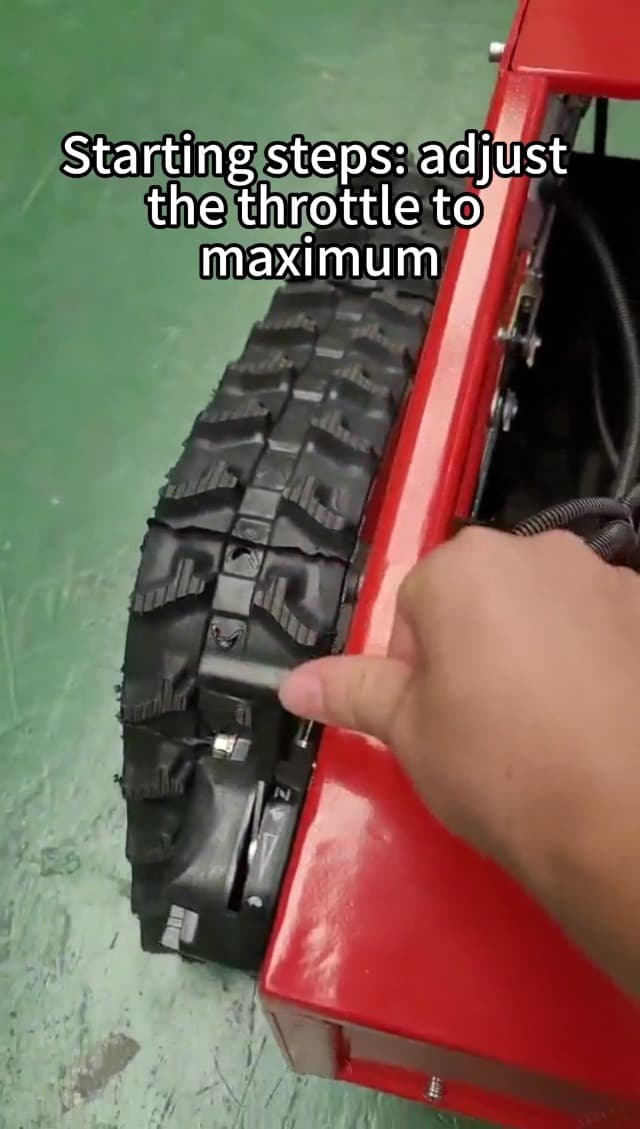 Remote Control Lawn Mower Electric Start 30° Climbing Four-Wheel Drive All Terrain Grass Cutter Yard Mower (HW-196-55JY)
