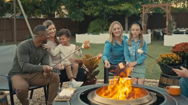 Solo Stove 42 Inch Fire Pit Surround Tabletop - Portable Protective Barrier for Wood Burning Fire Pits for Safety & Extra Space - Powder-Coated Steel and UV-Resistant Outdoor Fabric, Black
