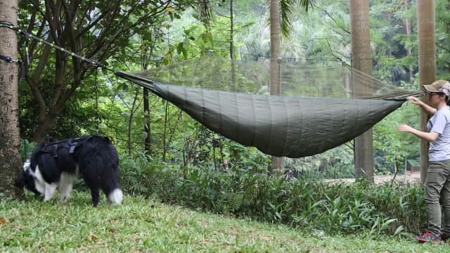 OneTigris Night Protector Ultralight Hammock Underquilt, Full Length Camping Quilt for Hammocks Warm 3-4 Seasons, Weighs only 28oz, Great for Camping Hiking Backpacking Traveling Beach