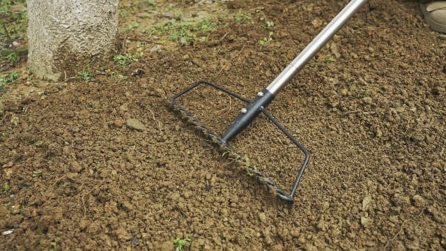 Garden Rake, Carbon Steel Sturdy and Heavy Duty Carbon Rake, Bow Rake with Adjustable Stainless Steel Handle, Long Hand for Loosening Soil Leveling Mulch Gathering Leaf