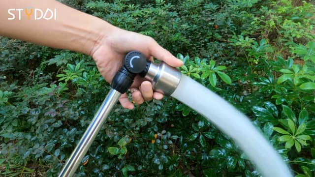 STYDDI Soft Rain Watering Wand with Pivoting Head and Thumb Control, 18" Gentle Classic Rain Wand with 1008Holes Stainless Head, Perfect for Hanging Baskets, Planters, Greenhouses and Seedbed