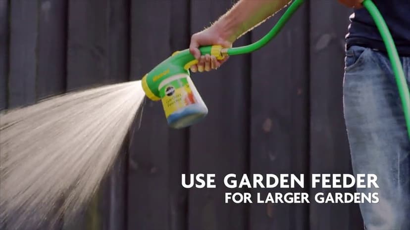 Miracle-Gro Garden Feeder with Water Soluble All Purpose Plant Food, Hose-end Feeder for Outdoor Plants, 1 lb.