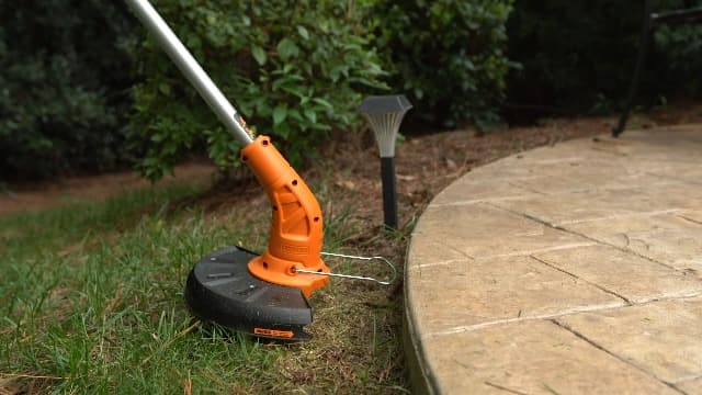 Worx String Trimmer Cordless & Edger 20V 10" Weed Trimmer PowerShare (Battery & Charger Included) WG154
