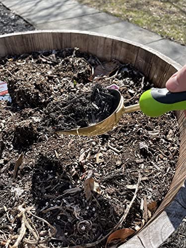 Garden Guru Super Strong Titanium Garden Scoop Trowel Shovel Transplanter - Rust Resistant - Ergonomic Handle - Perfect Hand Shovel for Gardening Transplanting and Digging (2 Pack)