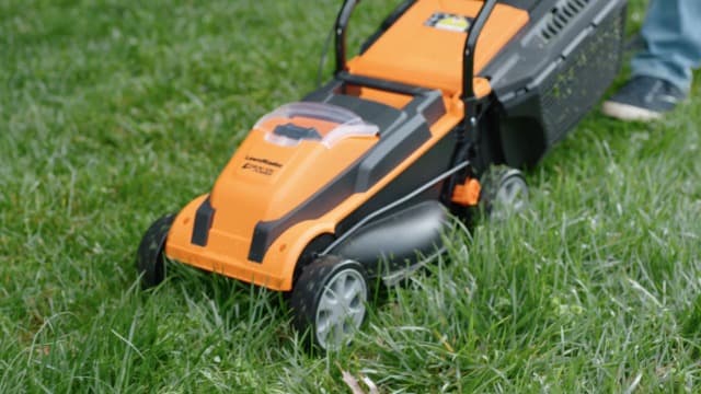 LawnMaster CLM2413A Cordless 13-Inch Lawn Mower 24V Max with 2X4.0Ah Battery and a Charger