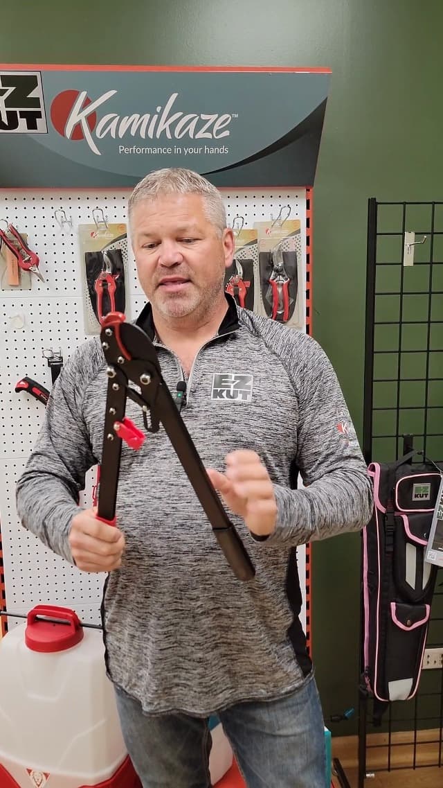 EZ Kut BranchCutter Anvil Loppers. Ratcheting Tree Cutter - Sub Compact Lightweight Packable Loppers best Tree Branch Cutter - Yard Tools Since 1988