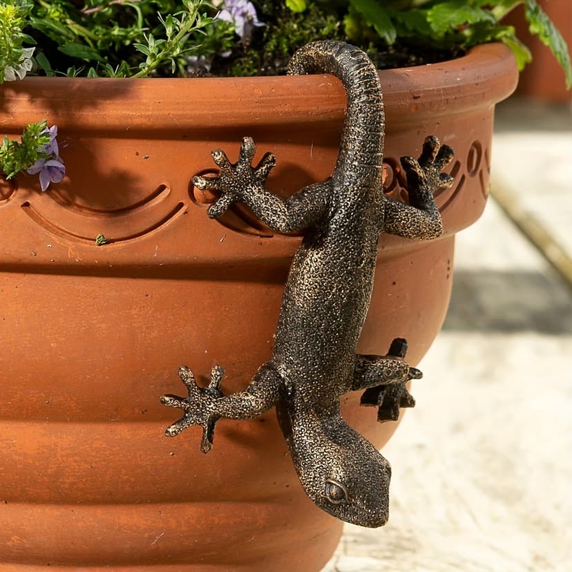 Vintage Bronze Gecko Planter Pot Hugger Flower Figurine – Resin Climbing Lizard Statue for Garden, Fairy Garden Terrarium, Outdoor Fence & Yard Decor，Versatile Home & Office Decor