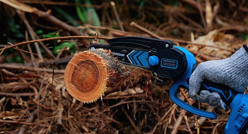 Mini Chain saw, 6-Inch Chain Saw, 2 Pack 2000mAh Batteries, 【Seniors Friendly】Portable Handheld Chainsaw, Mini Chainsaw Cordless for Wood Cutting Tree Trimming DIY Projects Gardening Camping