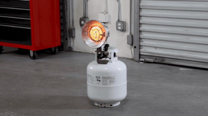 Avenger FBDTP15 Infra-Red Tank Top Outdoor Heater for Use with Propane Gas Tanks for Camping, Patios, and More, Single Burner, 15,000 BTU, Silver