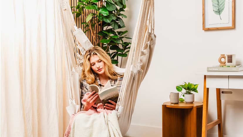 Indoor Hammock Chair Swing - Hanging Hammock Swing Chair - Indoor/Outdoor - Hanging Chairs for Bedroom, Patio, Porch, Swinging Chair Hammock for Adults - Built-In Footrest - Spacious Full Body Support