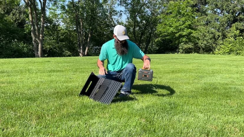 Portable Power Station with Foldable 40W Solar Panel, 100W Solar Powered Generator with Panels,110V AC Outlet Camping Solar Power Bank 146Wh Lithium Battery Pack for Home RV Outdoor Power Outage