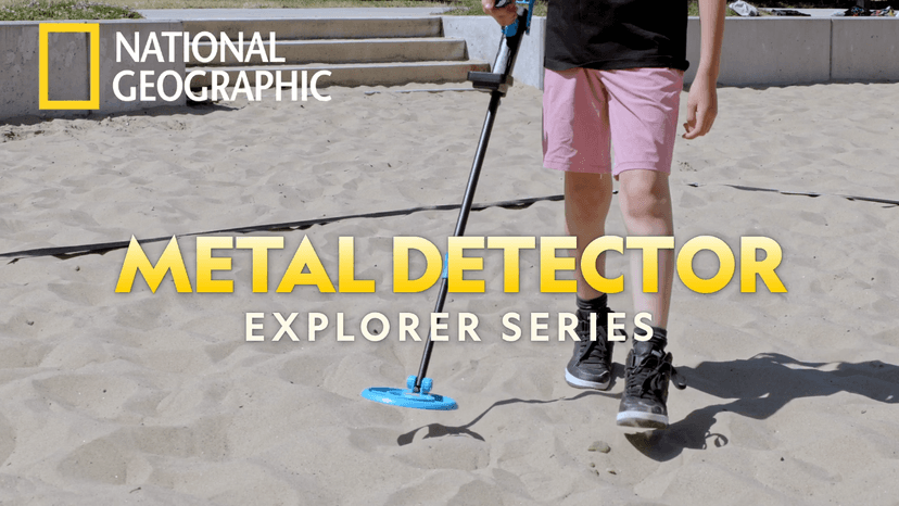 NATIONAL GEOGRAPHIC Metal Detector for Kids - 7.4" Waterproof Metal Detector Coil, Lightweight Gold Detector with Pinpoint Function & LCD Display, Beach Metal Detector (Amazon Exclusive)