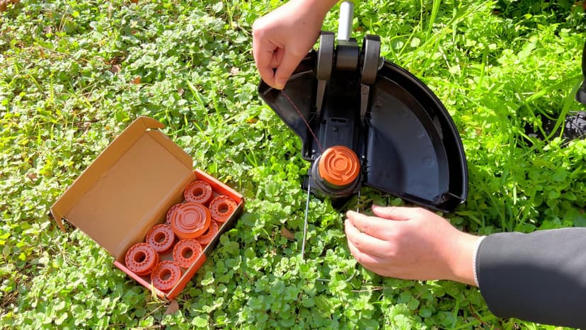 YMHB Trimmer Spool Line for Worx,12 Pack WA0010 Edger Spools Replacement for Worx, Trimmer Line Refills 0.065 inch for Worx, Suitable for Worx String Trimmers(10 Grass Trimmer Line, 2 Trimmer Cap)