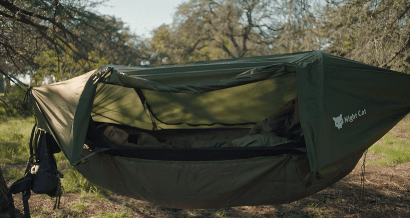 Night Cat Hammock Underquilts Sleeping Bag Single Insulated Under Blanket for Hammock 4 Seasons Lightweight Soft Warm 5-20℃ 8x3.6ft Army Green
