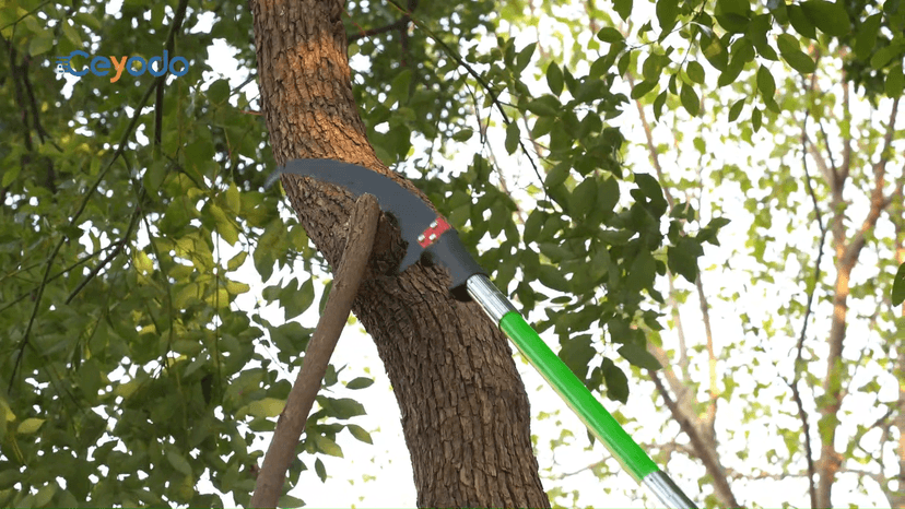 30 Ft Manual Pole Saw, Extendable Tree Pruner Blade and Scissors Set with 9 Fiberglass Handles, Long Branch Pruner Retractable for Backyard and Garden, Bush Cutting and Pruning of Palm Trees