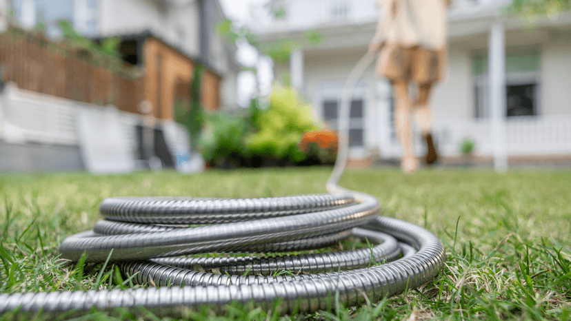 Girafe Tools Garden Hose 100ft x 5/8", 304 Stainless Steel Metal Water Hose, No Kink Garden Water Hose with 9 Pattern Spray Nozzle, Flexible, Lightweight, Kink Free Hose for Yard, Outdoor