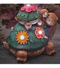 TERESA'S COLLECTIONS Cardinal Garden Decor for Outside, Red Bird Outdoor Statues with Solar Lights, Resin Garden Ornament for Lawn Porch Yard, Robin Gifts for Women Mom, 6"