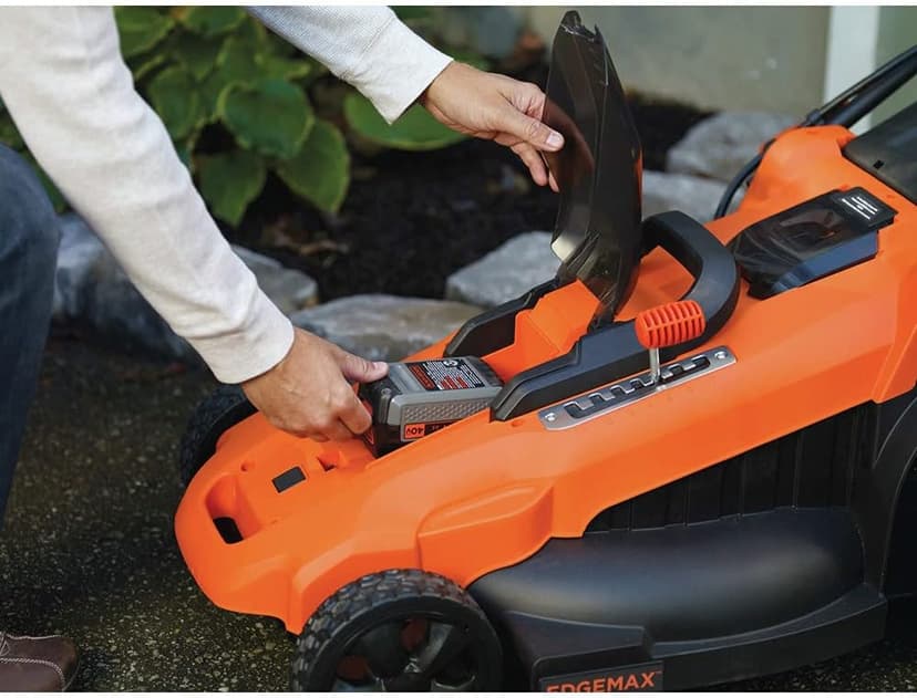 BLACK+DECKER CM2043C Cordless Mower, 20"