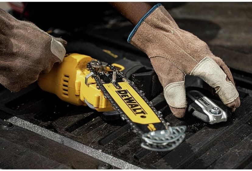 Dewalt 20V Max 8Inch Pruning Saw Brushless Cordless Kit
